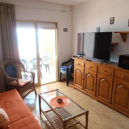 I Apartment *