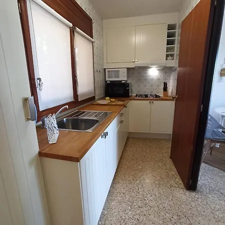Ref 030 *