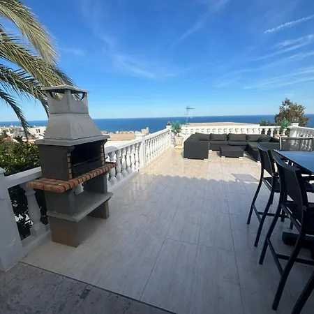 Casa De Amigos * Peniscola