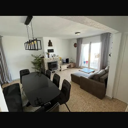 Casa De Amigos *