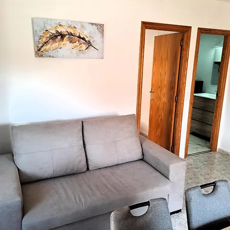 Marazul Holidays Lek Apartment *