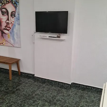 Loft Primera Linea De Playa, Vistas Altas Mar Y Castillo Apartment