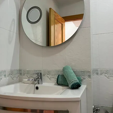 Apartment El Balcon De Ii, Disfruta De Unas Vistas Privilegiadas En Primera Persona Al Castillo De Peniscola, Con Piscina, Wifi Y Parking Totalmente Gratuito *