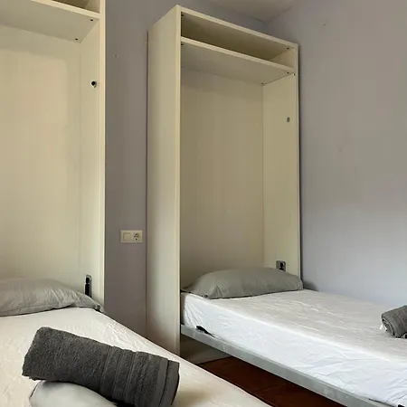 Apartment El Balcon De Ii, Disfruta De Unas Vistas Privilegiadas En Primera Persona Al Castillo De Peniscola, Con Piscina, Wifi Y Parking Totalmente Gratuito