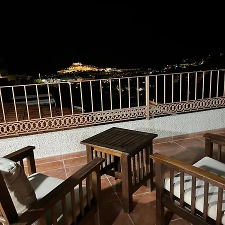 El Balcon De Ii, Disfruta De Unas Vistas Privilegiadas En Primera Persona Al Castillo De Peniscola, Con Piscina, Wifi Y Parking Totalmente Gratuito Peniscola