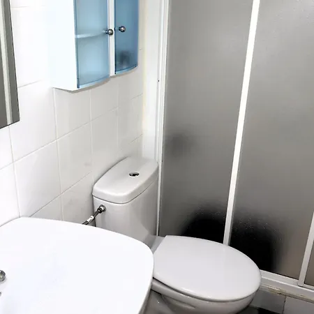 Font Nova Lek Con Aire Apartment