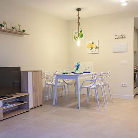 Renovados En El Residencial Estibaliz Apartment