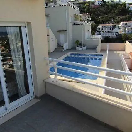 Apartment A H Montemar 8
