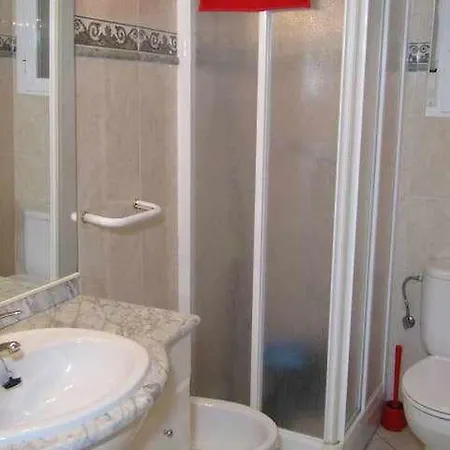 A H Montemar 8 Apartment