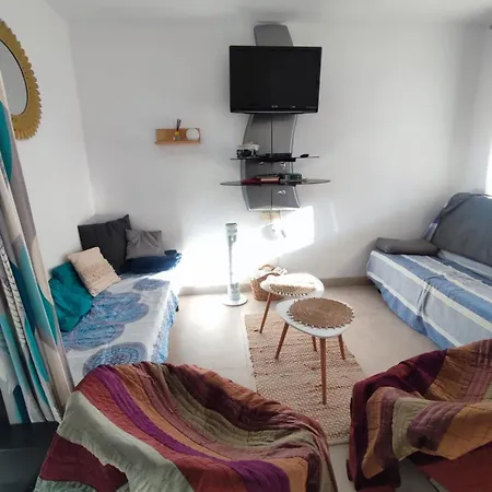 Holiday home Familia, A Pocos Metros De La Playa *