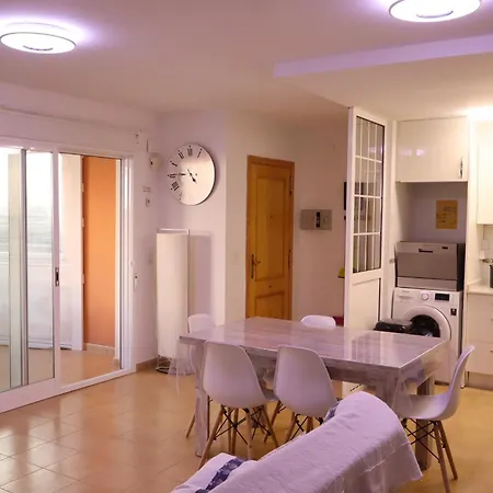 Apartment Edison Lek Con Aire