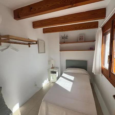 Holiday home Casa Lluna 13 *