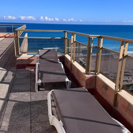 Atico En Primera Linea De Playa Apartment
