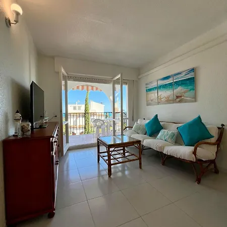 Font Nova Peniscola, Sumergete En Esta Espectacular Propiedad Ibicenca A Pies Del Mediterraneo Apartment
