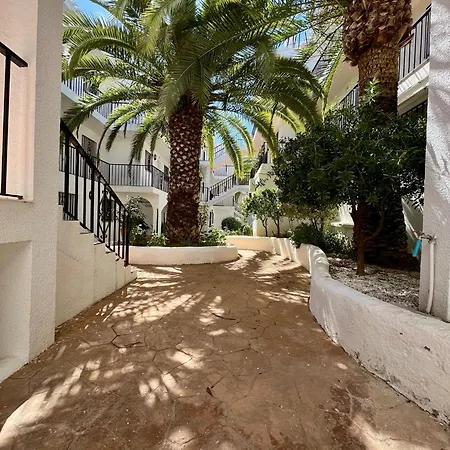 Font Nova Peniscola, Sumergete En Esta Espectacular Propiedad Ibicenca A Pies Del Mediterraneo *