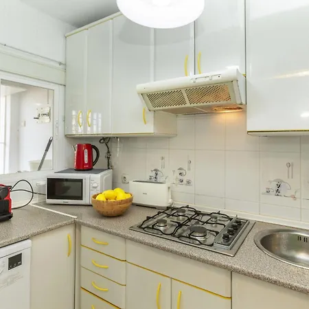 Apartment Les Doyes By Interhome