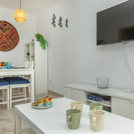 Apartment Les Doyes By Interhome
