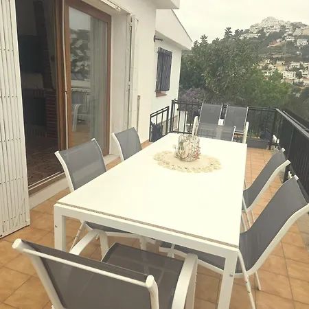 Maravella Holiday home *