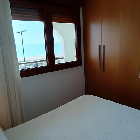 Benedicto Xiii: Beachfront With Parking & Modern Amenities * Peniscola