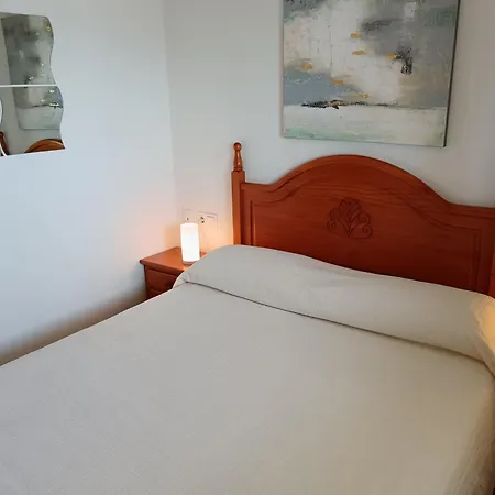 Benedicto Xiii: Beachfront With Parking & Modern Amenities