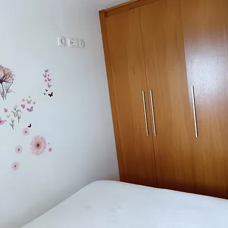 Benedicto Xiii: Beachfront With Parking & Modern Amenities Apartment *