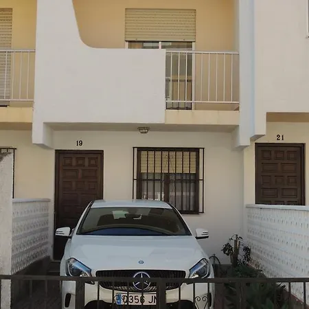 Nuria Abanicos Apartment *