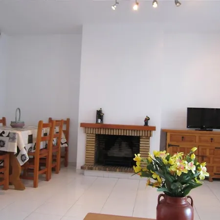 Rayos De Sol Apartment *