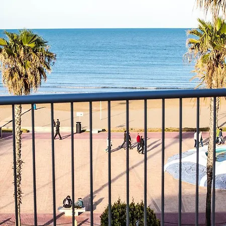 Apartamento Centrico Y Con Vistas Al Mar Apartment *