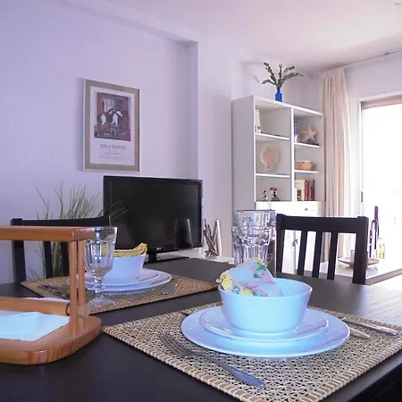 Apartment Coliseum *