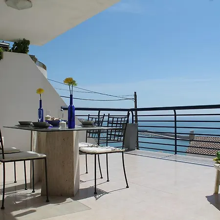 Calypso Apartment