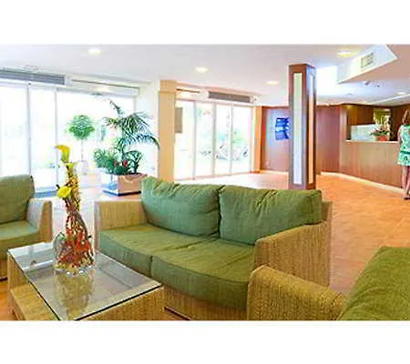 Rh Casablanca 4*