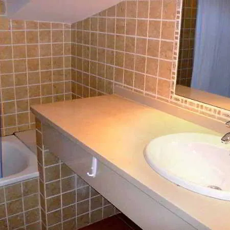 Residencial Estibaliz Apartment *