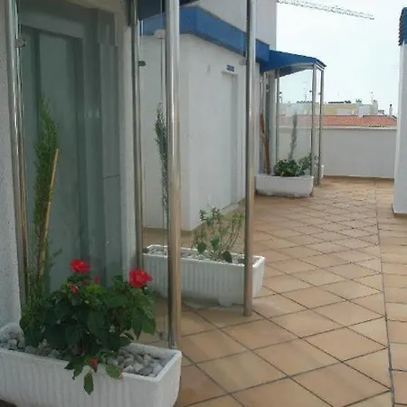 Miralcielo Apartment *