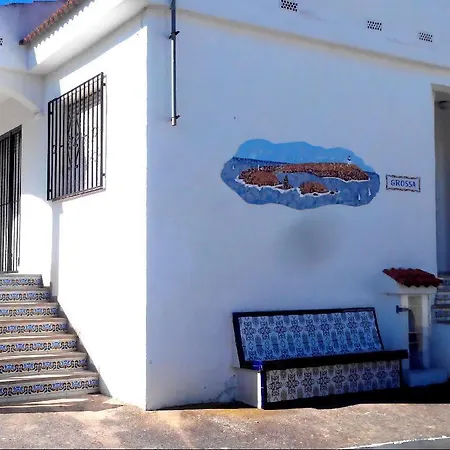 Les Illes Apartment *