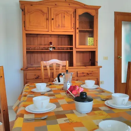 Les Illes Apartment *