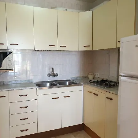 Apartamento Vista Mar Apartment *