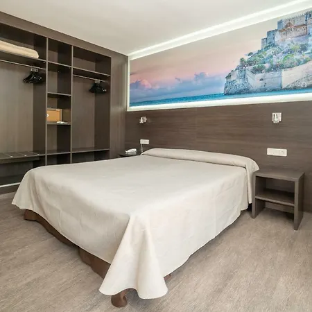 Prado Ii Hotel