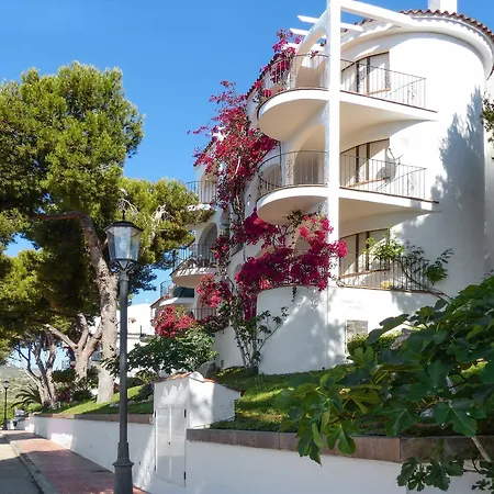 Apartment Contemporary In With 2 Bedrooms, Sun Terrace, Pool