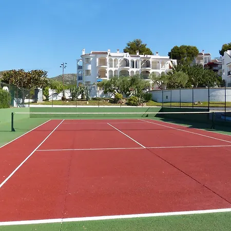 Contemporary In With 2 Bedrooms, Sun Terrace, Pool *
