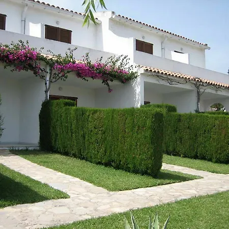 Apartment La Cova 3000 *