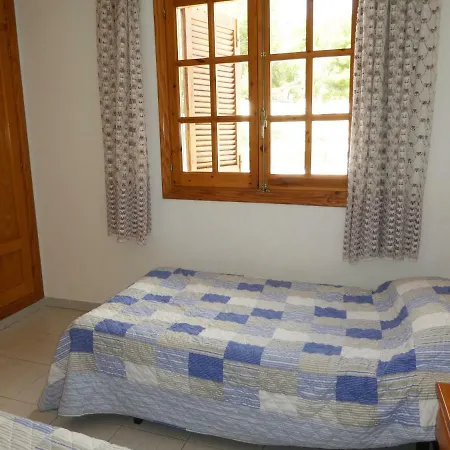 Apartment La Cova 3000 *