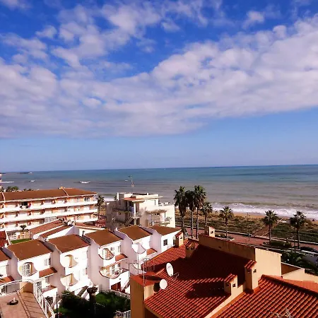 Paseo Maritimo Frontal Lek Apartment