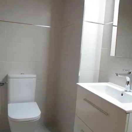 Apartment Recien Reformado Y Climatizado En Ubicacion Inmejorable. *