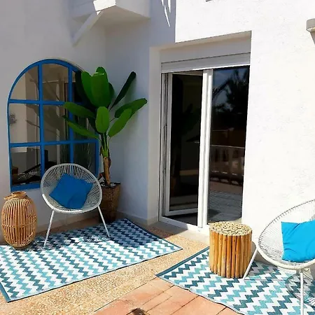 Azul Mit Privat Pool Holiday home