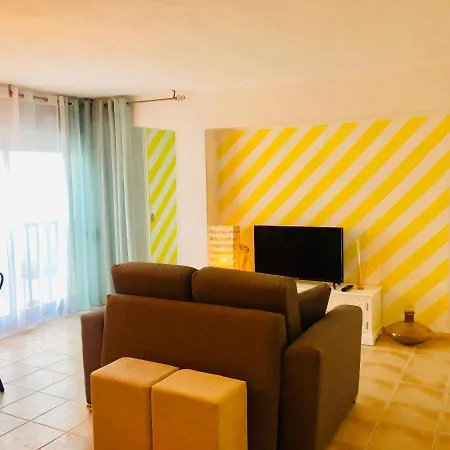 Doyes 1ª Linea Frontal Apartment *