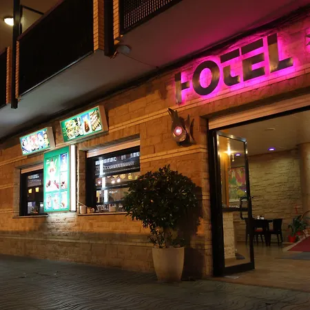 Hotel La 2*