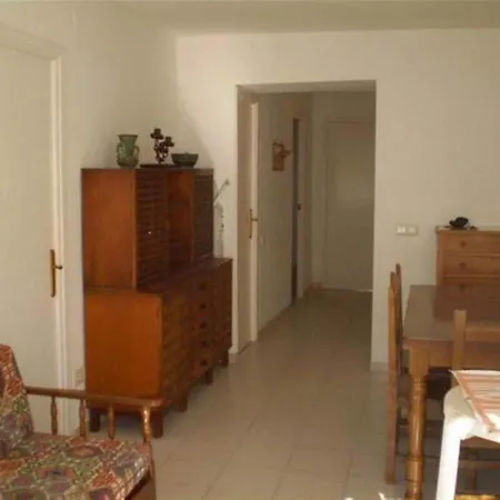 Les Doyes Residencial Lek Appartement