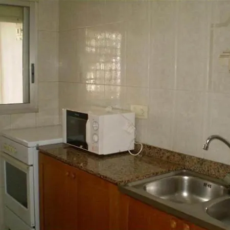 Les Doyes Residencial Lek Appartement *