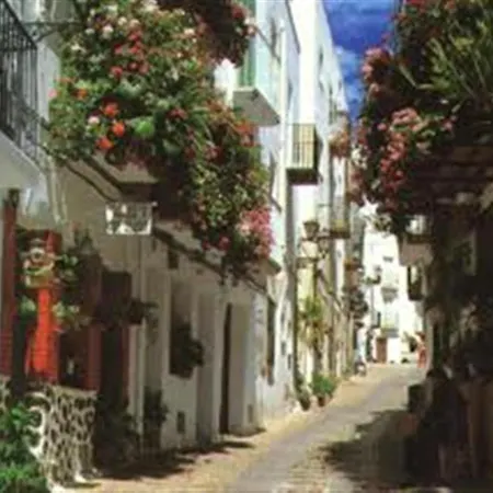 Les Doyes Residencial Lek Appartement