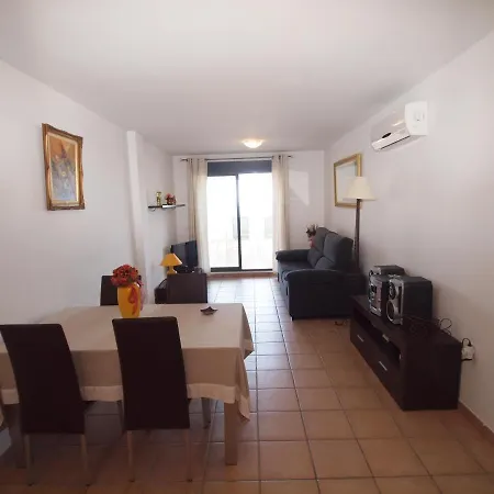 Pisos Michel Apartment *
